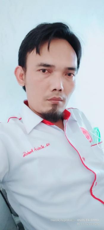 Taman Kota Liwa Diduga Gunakan Dinding Tetangga, Dapat Tanggapan Keras Dari Praktisi Hukum Lambar 